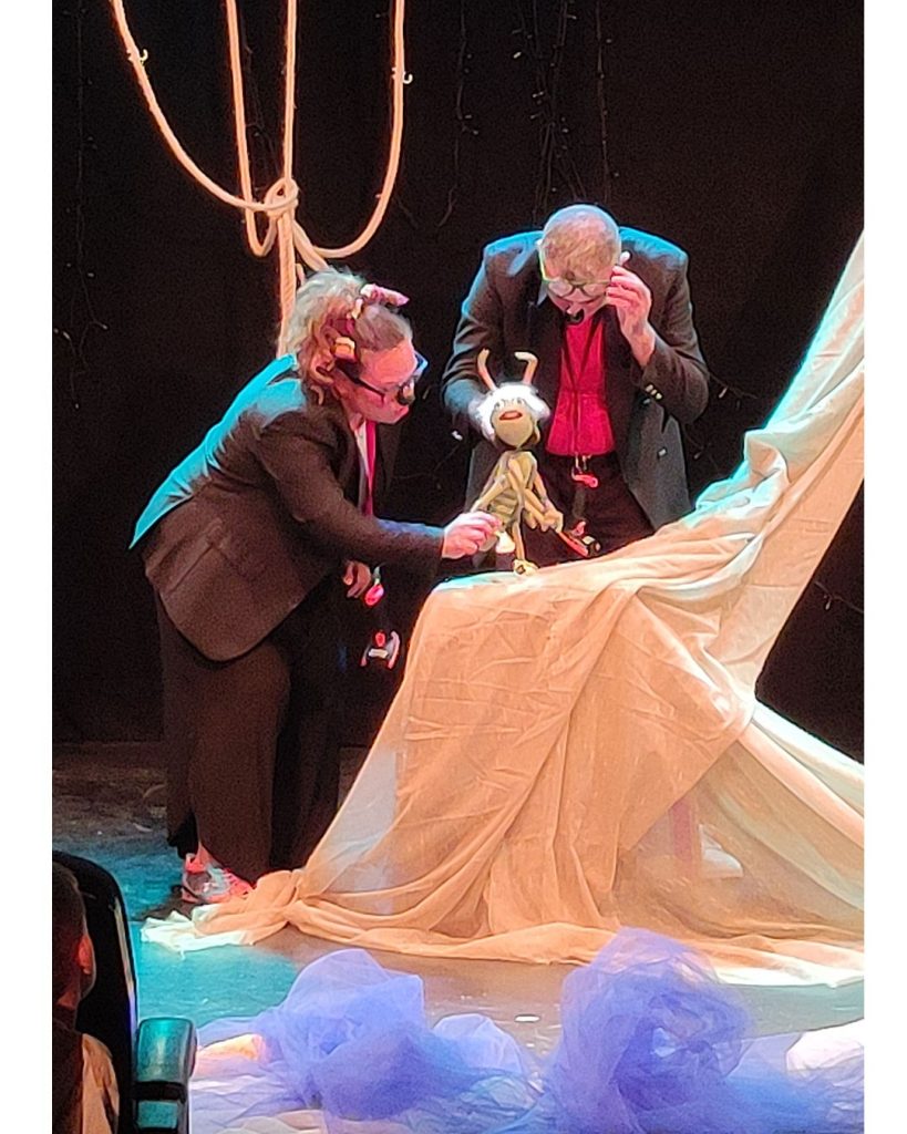 Mission impossible... possible mission - Teatro de títeres y actores para público familiar