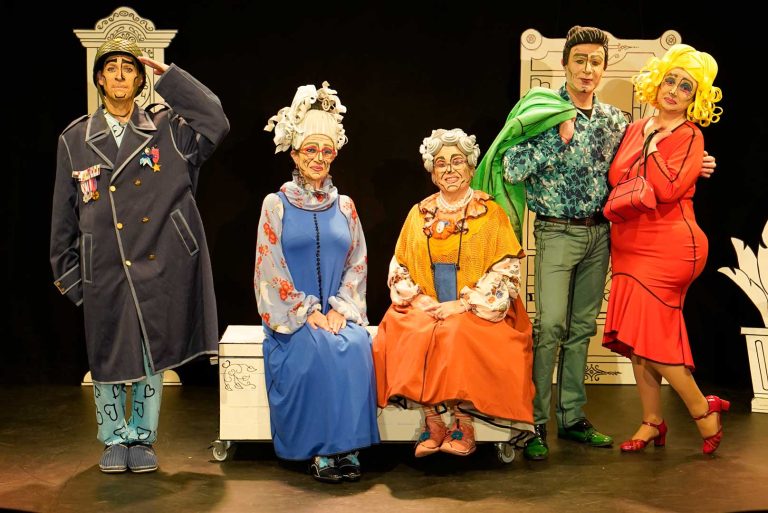 ArCom.com - EA! Teatro