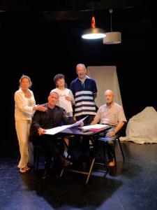 Ignífugo y omnívoro, una producción de EA! Teatro